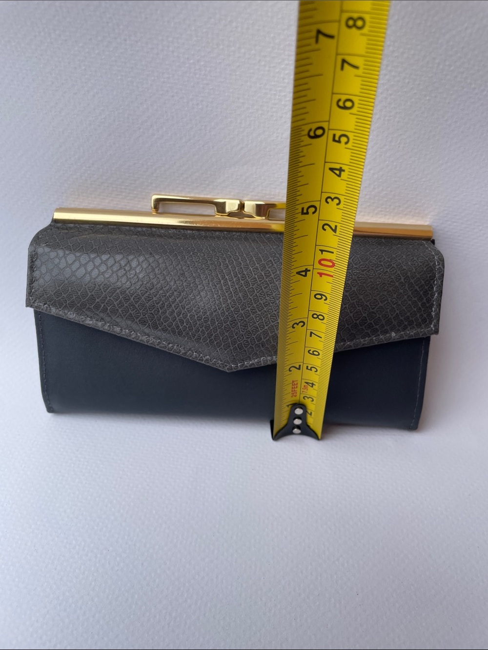 Rare Vintage Pitt Two-Tone Gray Clutch Wallet with Gold Framet Genuine Leather - Picture 3 of 10